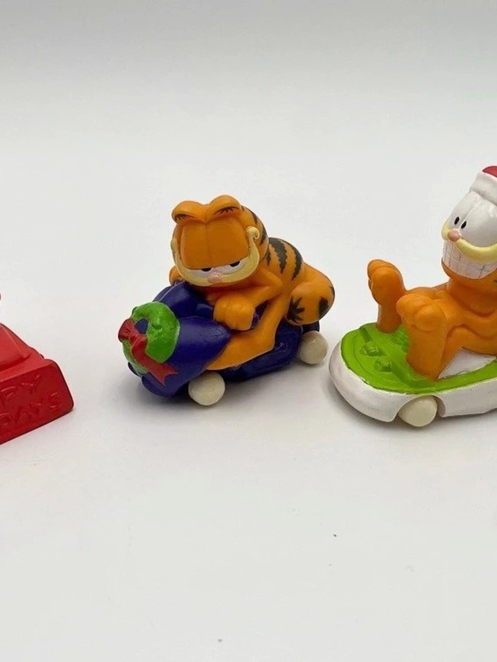 Vintage Garfield Vehicle Figurine Set Orange & Red
